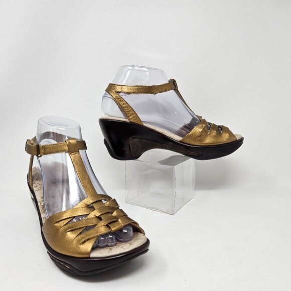 Jambu Size 6M Gold Leather Camden Sport Wedge T-Strap Strappy Comfort  Sandals - Picture 1 of 15